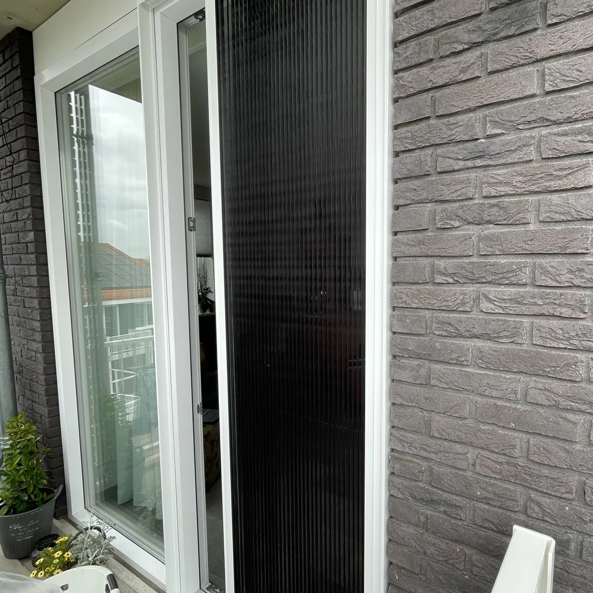 Hordeur van Klinkende Werken op de Smaragd Roelofarendsveen